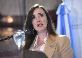 Victoria Villarruel celebra el Día del Periodista y se distancia de Milei