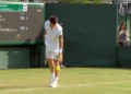 Camilo Ugo Carabelli se retira en Wimbledon tras una lesión en un partido prometedor