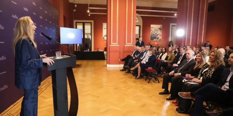 Karina Milei se reúne el jueves con sus legisladores porteños y desafía a Jorge Macri