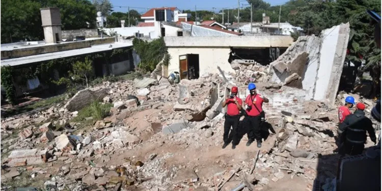 Explosión en Córdoba: un video impactante muestra el momento del incidente que dejó dos heridos graves