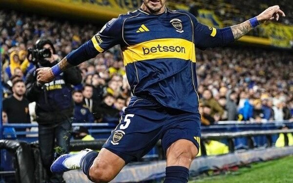 Paredes tras la clasificación a octavos de la Sudamericana: enfocado en mejorar y la presión competitiva