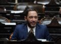 Ferraro cuestiona a Milei por su visión y critica el proyecto de propiedad privada