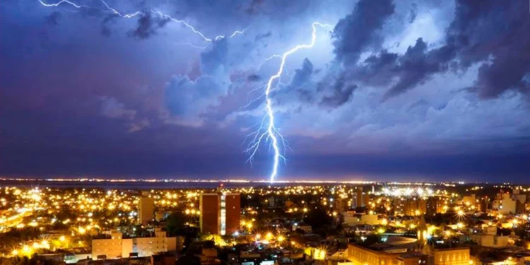 Cuándo ocurrirá la tormenta de Santa Rosa en agosto de 2026