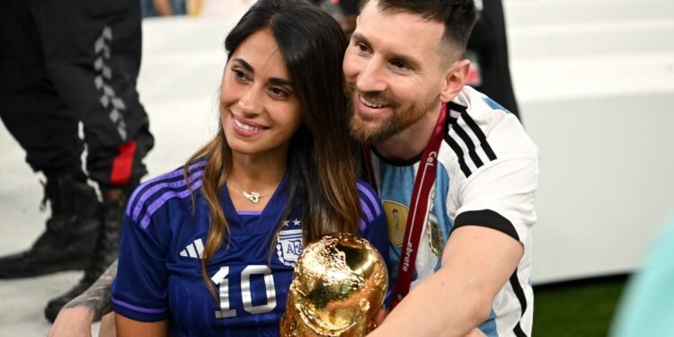 La reacción de Antonela Roccuzzo ante la emotiva carta de Lionel Messi a su padre