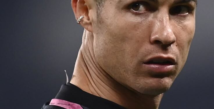 El sorprendente cambio de estilo de Cristiano Ronaldo previo al inicio de una nueva temporada con el Al Nassr