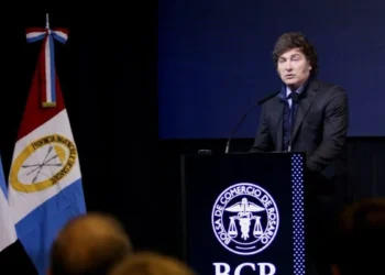 Javier Milei se presenta ante empresarios en la Bolsa de Comercio de Rosario