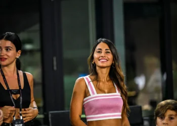 Antonela Roccuzzo brilló en la noche neoyorquina durante el US Open