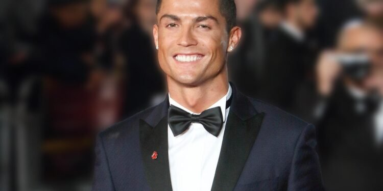 Cristiano Ronaldo reacciona ante cánticos de la hinchada rival en la derrota de Al Nassr