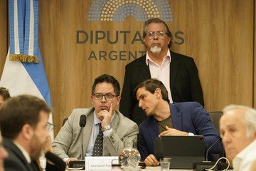 Cambio en la estrategia del oficialismo ante la crisis de deuda familiar