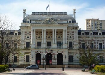 El Gobierno aseguró el superávit fiscal en agosto: detalles sobre el saldo financiero positivo