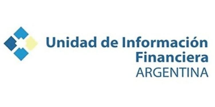 La UIF exime a los FAL de las obligaciones antilavado