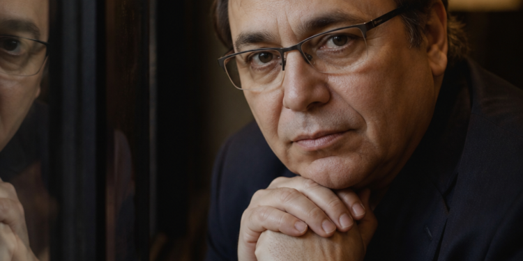 Gabriel Rolón: “La condición humana implica convivir con el sentimiento trágico de la vida”