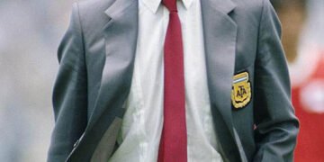 Se revela el tráiler del documental sobre la etapa de Carlos Bilardo en el Sevilla en los años 90