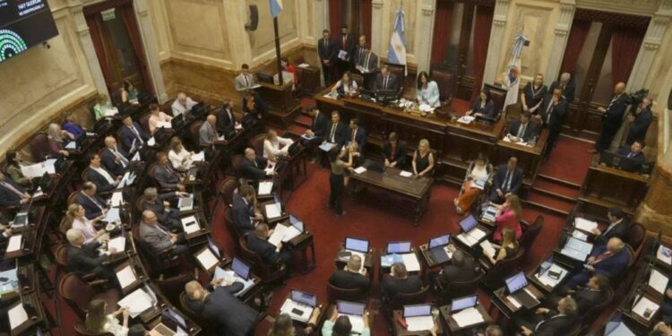 Tensiones en el Senado por el acuerdo de Milei con los gobernadores ante la reforma política
